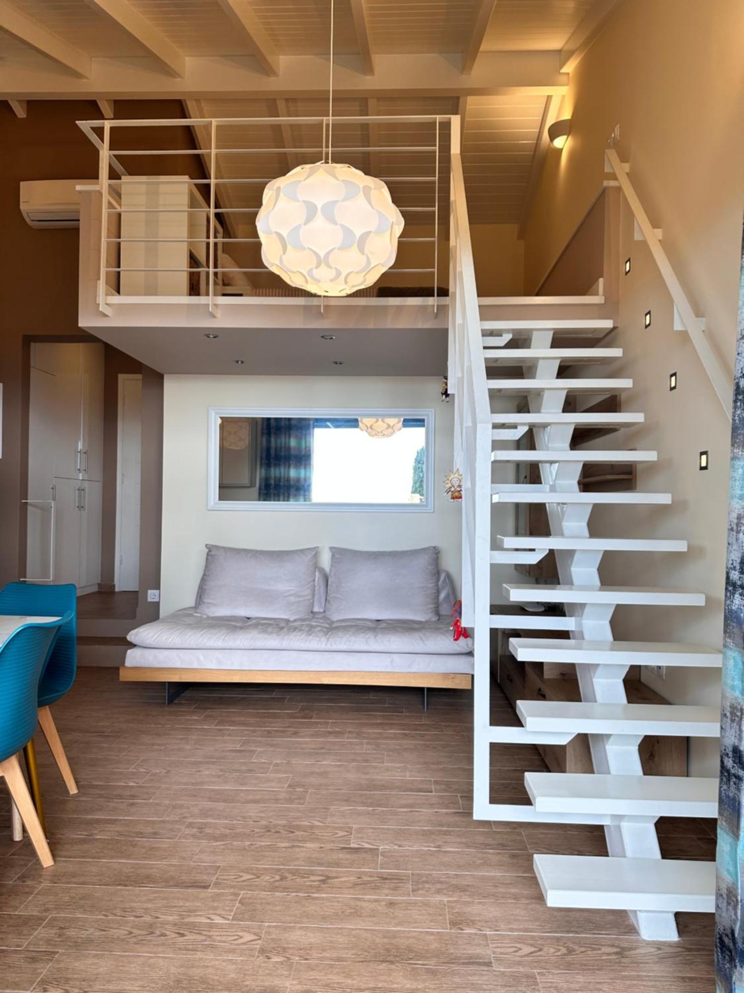 Blu Apt, Barbati Corfu (city)